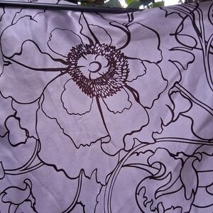 Kenneth Cole Gray and Black Floral Duve